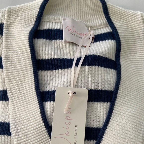 Brodie Cashmere : Whispers By Brodie Delta V - Picture 2 of 4